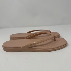 Crocs Flip Flop Sandal Women Size 10 Light Muted Pink Comfort Slip On